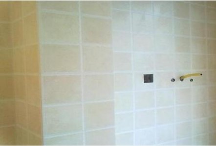 仿瓷涂料和乳膠漆哪個好？如何在仿瓷墻面刷乳膠漆？